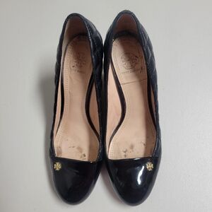 Tory Burch Blavk Claremont Quilted Wedge Pumps Size 9.